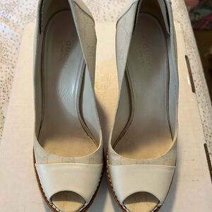 Gucci Cream Open-Toe Platform Heels